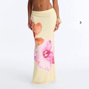Floral Print Maxi Skirt in Pale Yellow and Pink
